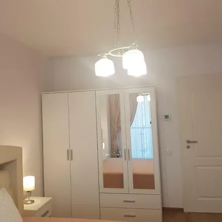 Monadin 3 *